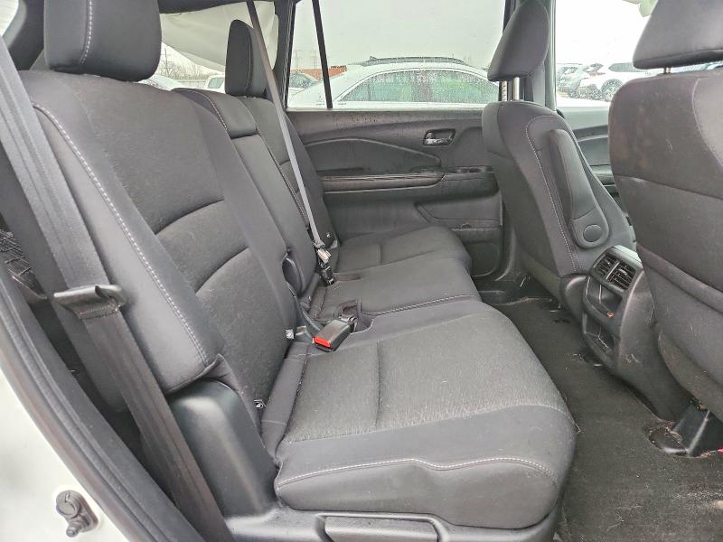 Продажа на аукционе авто 2019 Honda Passport, vin: 5FNYF8H21KB028061, номер лота: 49836016