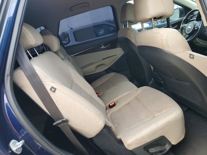 Продажа на аукционе авто 2017 Kia Sorento, vin: 5XYPG4A58HG228569, номер лота: 46586926