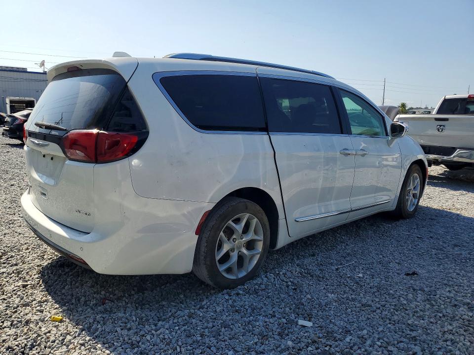 Auction sale of the 2018 Chrysler Pacifica, vin: 2C4RC1GG1JR251642, lot number: 51811536