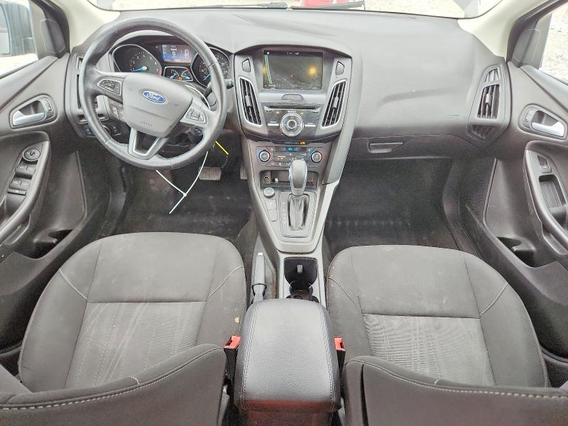 50648136 :رقم المزاد ، 1FADP3M29HL324008 vin ، 2017 Ford Focus مزاد بيع