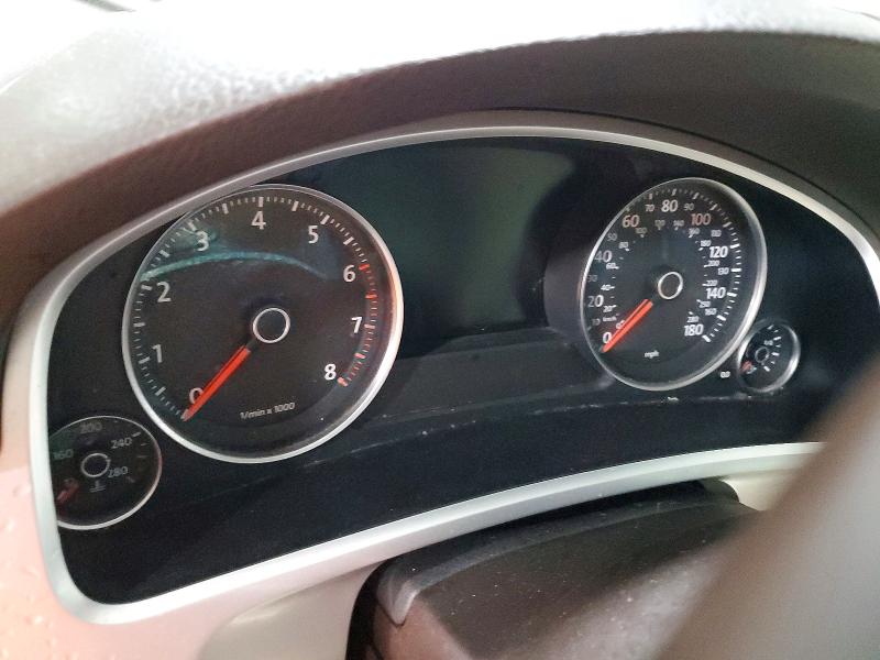 51964876 :رقم المزاد ، WVGFF9BP9BD002408 vin ، 2011 Volkswagen Touareg مزاد بيع