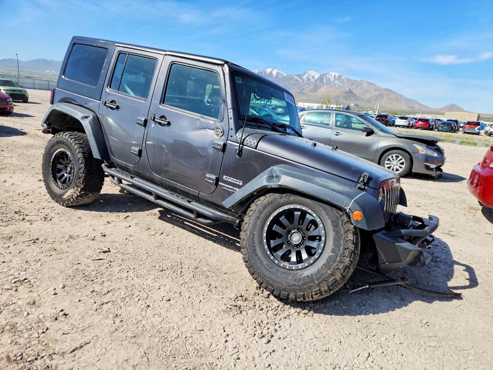 48768986 :رقم المزاد ، 1C4BJWDG0JL828503 vin ، 2018 Jeep Wrangler Unlimited مزاد بيع