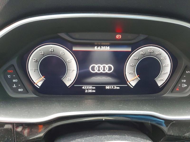 48258266 :رقم المزاد ، WA1FECF31M1040581 vin ، 2021 Audi Q3 مزاد بيع