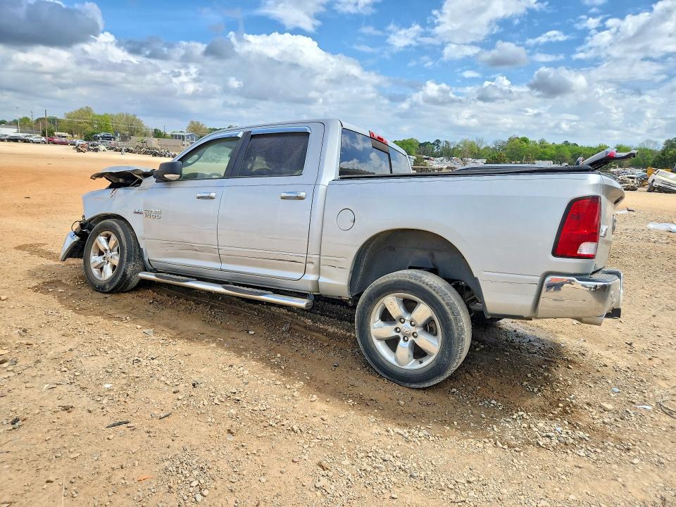 48381876 :رقم المزاد ، 3C6RR7LT5JG171584 vin ، 2018 Ram 1500 مزاد بيع