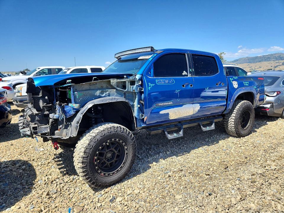 51368066 :رقم المزاد ، 3TMAZ5CNXHM045440 vin ، 2017 Toyota Tacoma مزاد بيع