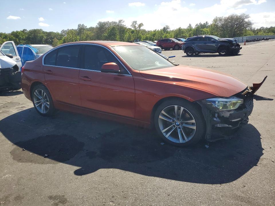 48283636 :رقم المزاد ، WBA8B9C58JEE81077 vin ، 2018 Bmw 330 مزاد بيع
