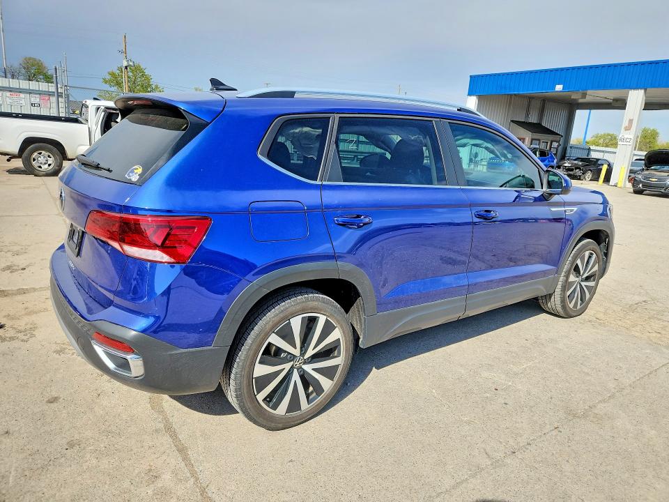 50843706 :رقم المزاد ، 3VVEX7B2XPM306947 vin ، 2023 Volkswagen Taos مزاد بيع