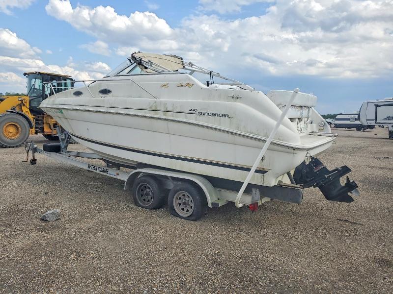 Продаж на аукціоні авто 1999 Sea Ray 240 Sundancer, vin: SERV4046A999, номер лоту: 49740936