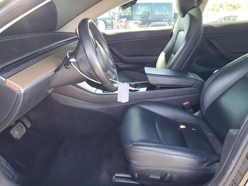 51858356 :رقم المزاد ، 5YJ3E1EA7JF057742 vin ، 2018 Tesla Model 3 مزاد بيع