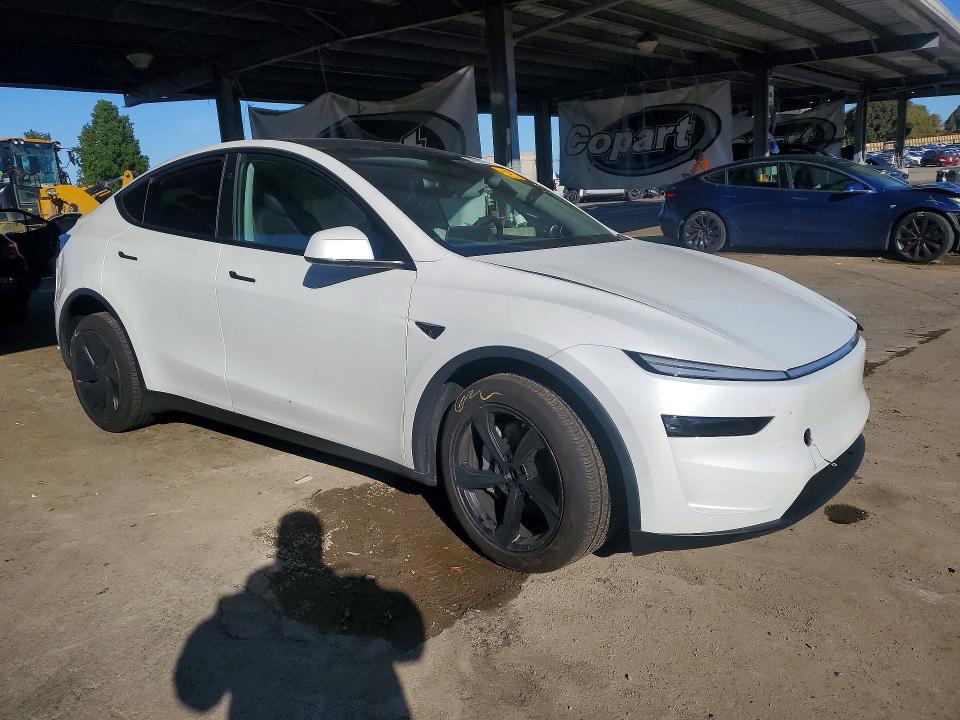 50893216 :رقم المزاد ، 7SAYGDED9TF451020 vin ، 2026 Tesla Model Y مزاد بيع