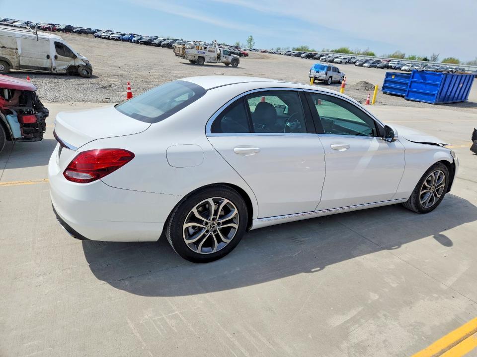 49605386 :رقم المزاد ، 55SWF4JB8JU236669 vin ، 2018 Mercedes-benz C مزاد بيع