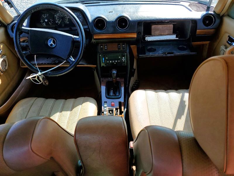 1983 Mercedes-benz 300 მანქანა იყიდება აუქციონზე, vin: WDBAB33A0DB016776, აუქციონის ნომერი: 49142636