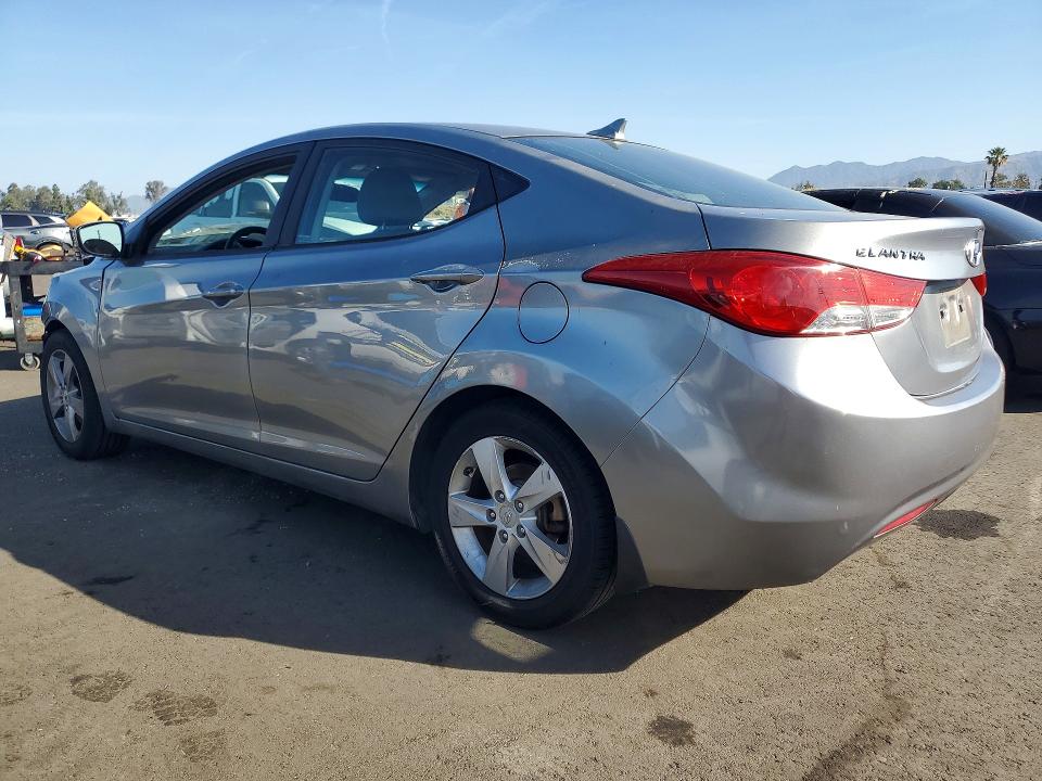 47754516 :رقم المزاد ، KMHDH4AE0DU950266 vin ، 2013 Hyundai Elantra مزاد بيع