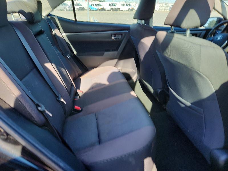 50058896 :رقم المزاد ، 2T1BURHE2JC004687 vin ، 2018 Toyota Corolla مزاد بيع