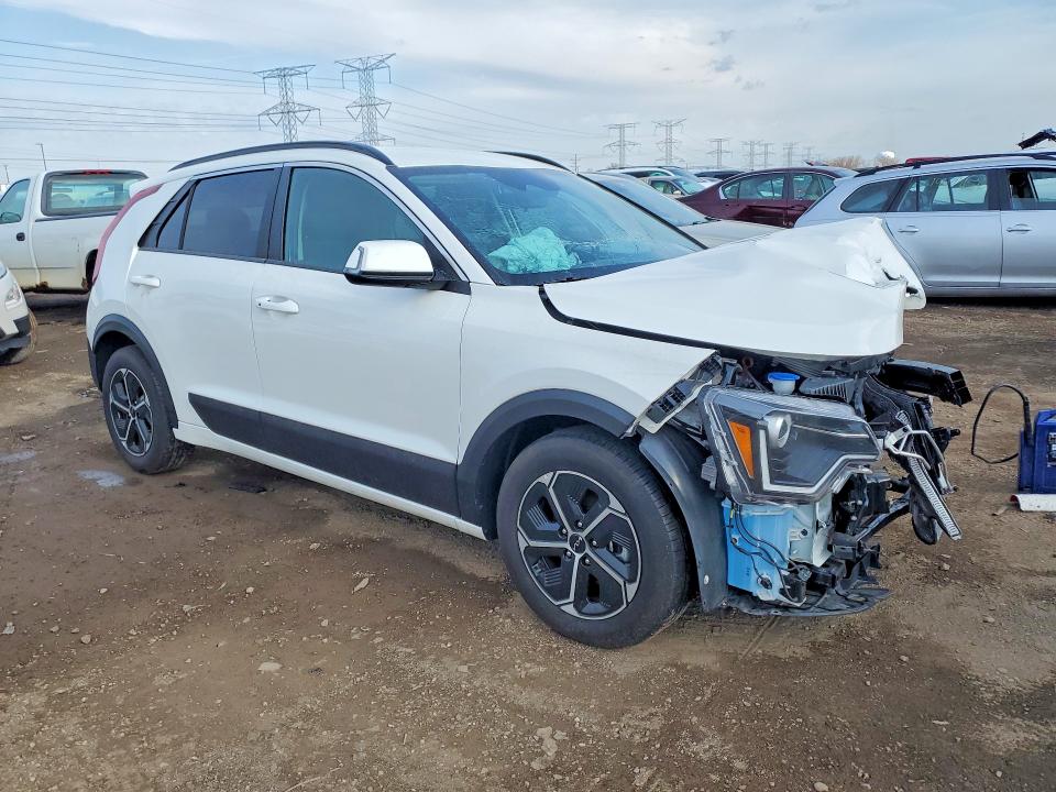 Продаж на аукціоні авто 2025 Kia Niro, vin: KNDCR3LE4S5262833, номер лоту: 49044426