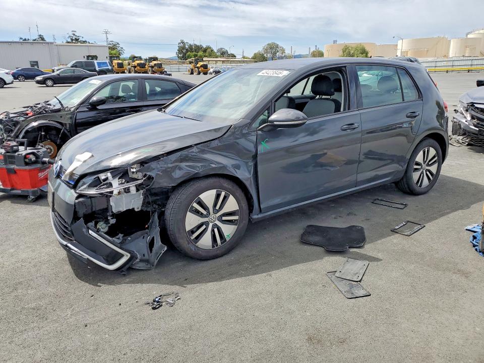 48423846 :رقم المزاد ، WVWKP7AU5GW914170 vin ، 2016 Volkswagen E-golf مزاد بيع