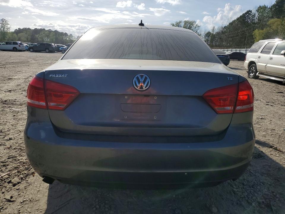 2015 Volkswagen Passat მანქანა იყიდება აუქციონზე, vin: 1VWAT7A34FC097107, აუქციონის ნომერი: 48638196