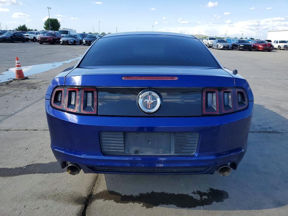 51538466 :رقم المزاد ، 1ZVBP8AM7E5304275 vin ، 2014 Ford Mustang مزاد بيع