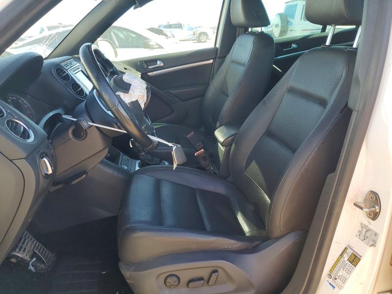 49825496 :رقم المزاد ، WVGAV7AX4GW074342 vin ، 2016 Volkswagen Tiguan مزاد بيع