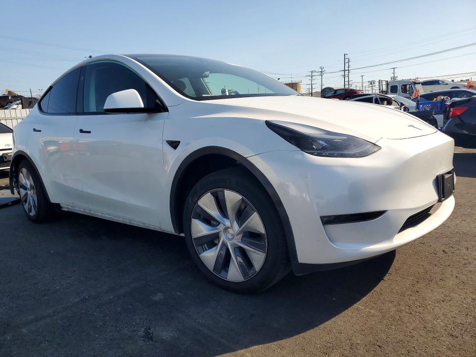 Продажа на аукционе авто 2023 Tesla Model Y, vin: 7SAYGDED1PF970486, номер лота: 47107336