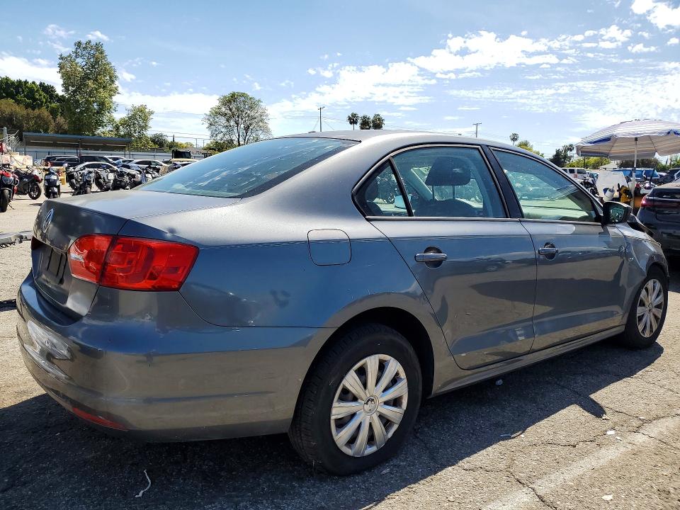 2011 Volkswagen Jetta მანქანა იყიდება აუქციონზე, vin: 3VW2K7AJ6BM113547, აუქციონის ნომერი: 51017926