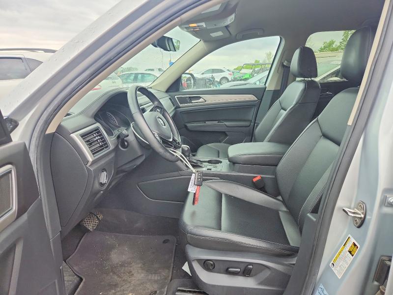 2018 Volkswagen Atlas მანქანა იყიდება აუქციონზე, vin: 1V2CR2CA2JC574861, აუქციონის ნომერი: 49074216