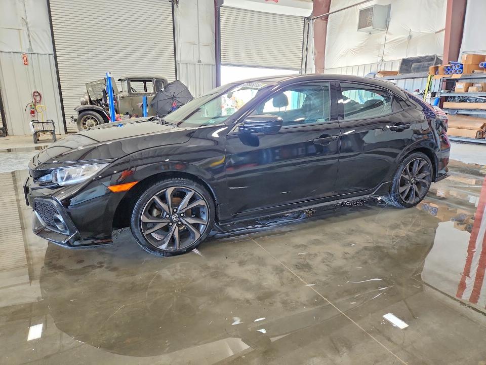 2018 Honda Civic მანქანა იყიდება აუქციონზე, vin: SHHFK7G46JU226907, აუქციონის ნომერი: 48548316