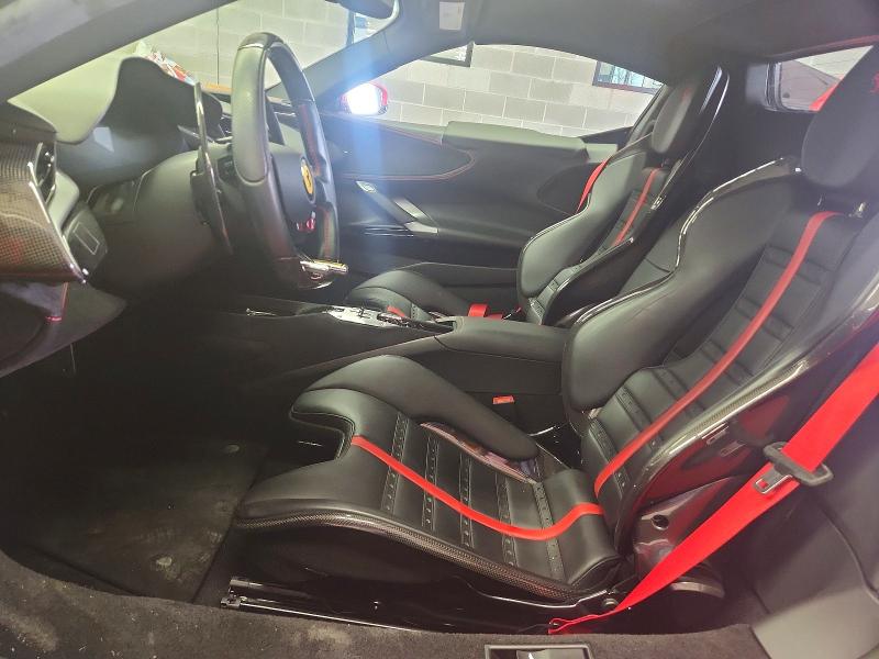 2022 Ferrari Sf 90 Spider მანქანა იყიდება აუქციონზე, vin: ZFF96NMA8N0276702, აუქციონის ნომერი: 49375516