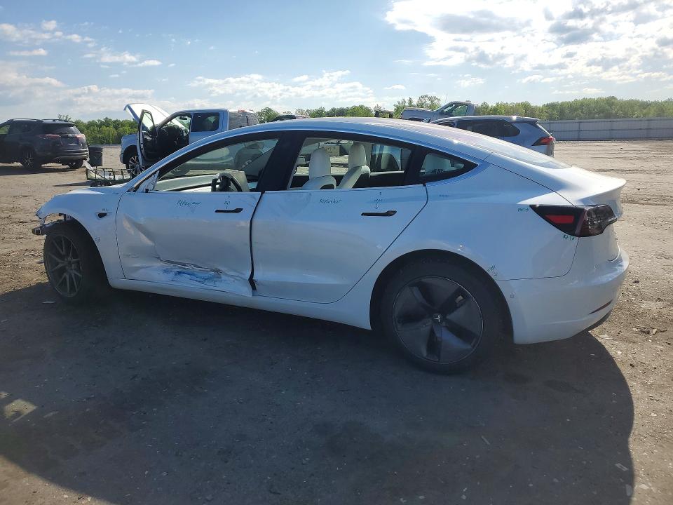 2018 Tesla Model 3 მანქანა იყიდება აუქციონზე, vin: 5YJ3E1EAXJF168785, აუქციონის ნომერი: 50077986