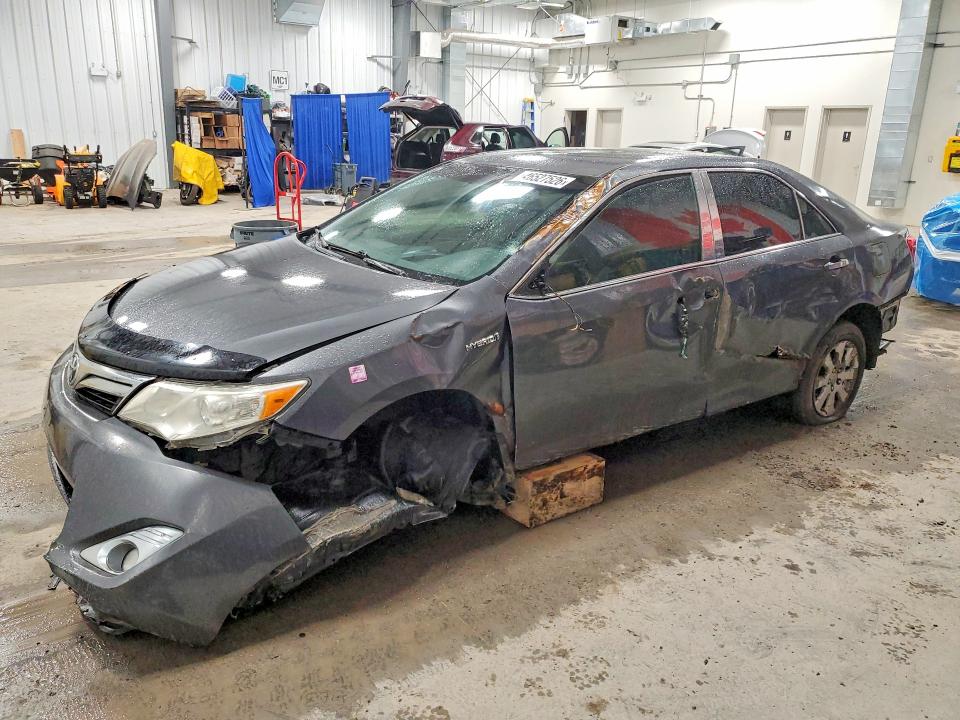 46527526 :رقم المزاد ، 4T1BD1FKXCU012144 vin ، 2012 Toyota Camry Hybrid مزاد بيع