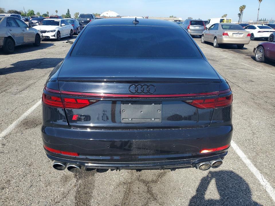 48603306 :رقم المزاد ، WAULSAF80RN012625 vin ، 2024 Audi S8 مزاد بيع