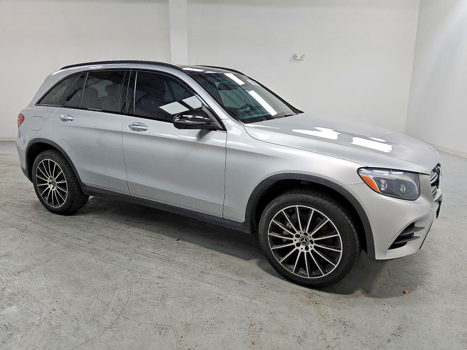 47478926 :رقم المزاد ، WDC0G4KB1JV087732 vin ، 2018 Mercedes-benz Glc مزاد بيع