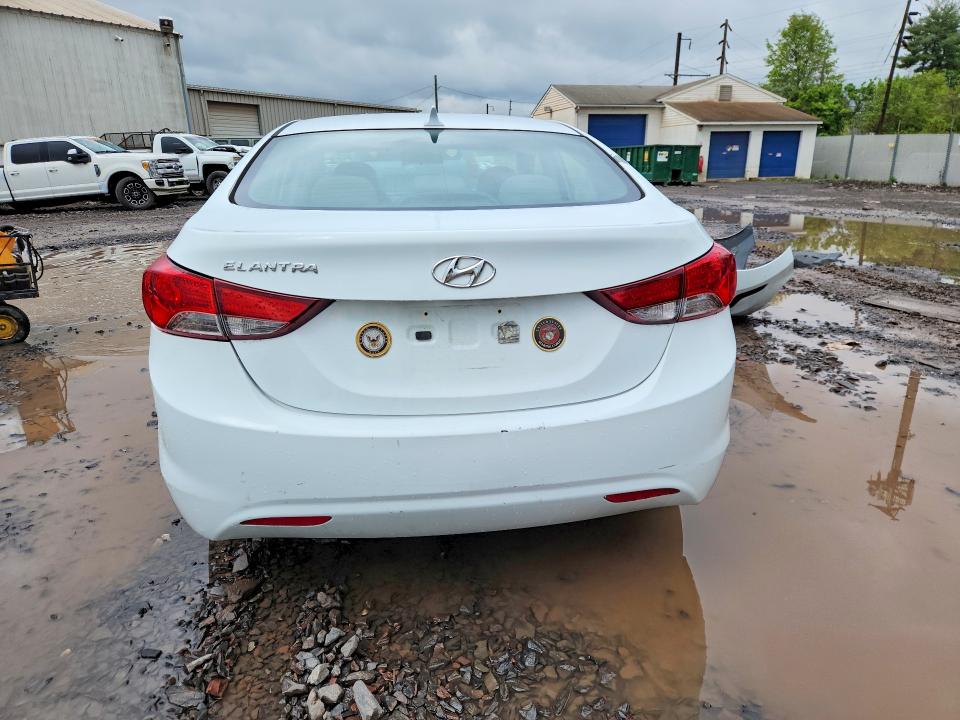 51769296 :رقم المزاد ، 5NPDH4AE1FH633114 vin ، 2015 Hyundai Elantra مزاد بيع