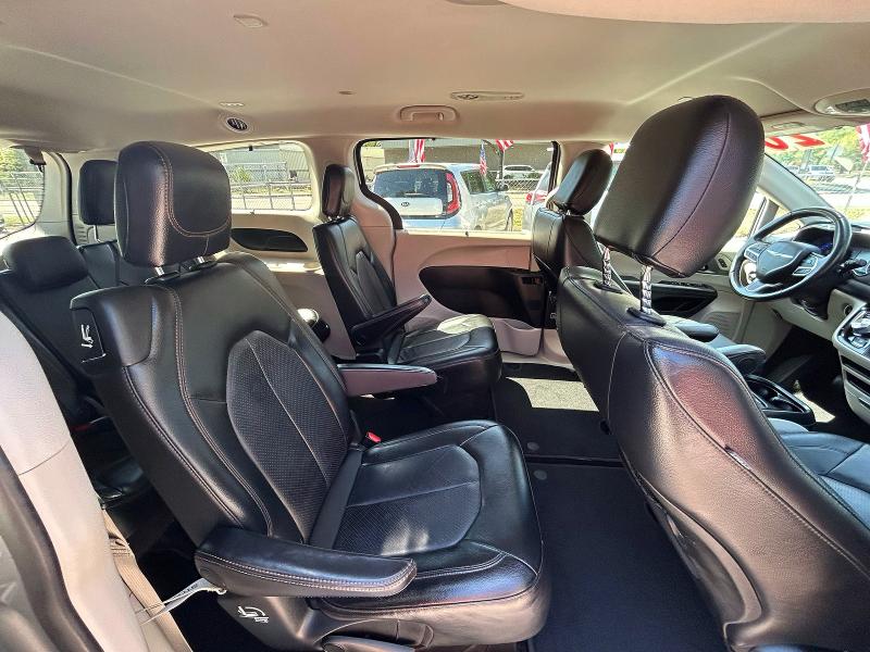 Продаж на аукціоні авто 2020 Chrysler Pacifica, vin: 2C4RC1BG7LR124968, номер лоту: 50608616