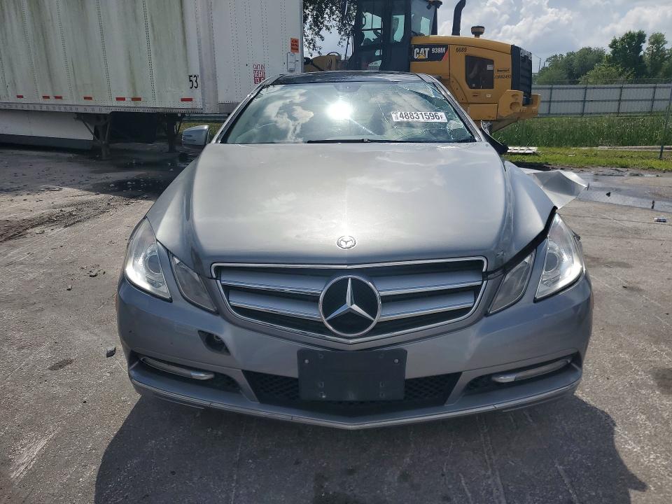 48831596 :رقم المزاد ، WDDKJ5KB4DF195630 vin ، 2013 Mercedes-benz E مزاد بيع