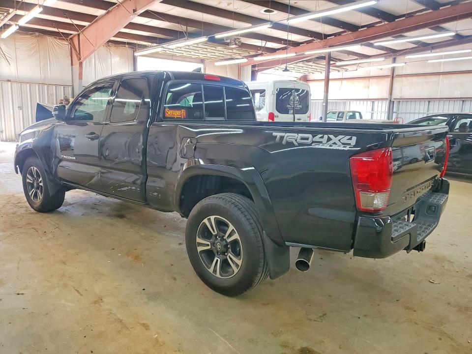 Aukcja sprzedaży 2017 Toyota Tacoma, vin: 5TFSZ5AN4HX105987, numer aukcji: 48328896