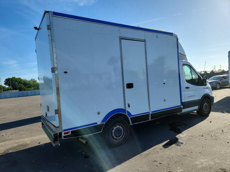 2020 Ford Transit მანქანა იყიდება აუქციონზე, vin: 1FDBW5Z8XLKA95569, აუქციონის ნომერი: 49638186