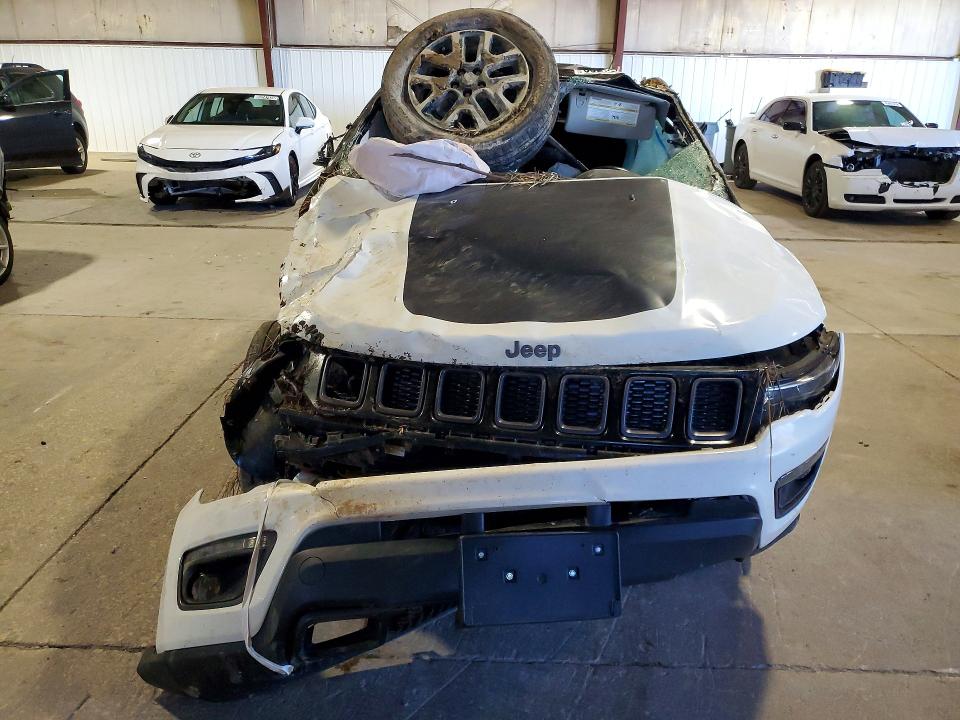 50276456 :رقم المزاد ، 3C4NJDDB4LT184727 vin ، 2020 Jeep Compass مزاد بيع