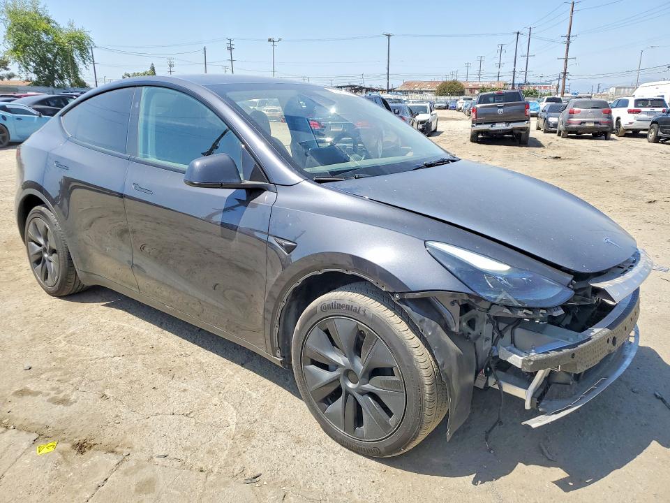 2024 Tesla Model Y მანქანა იყიდება აუქციონზე, vin: 7SAYGDED9RF183126, აუქციონის ნომერი: 51302216