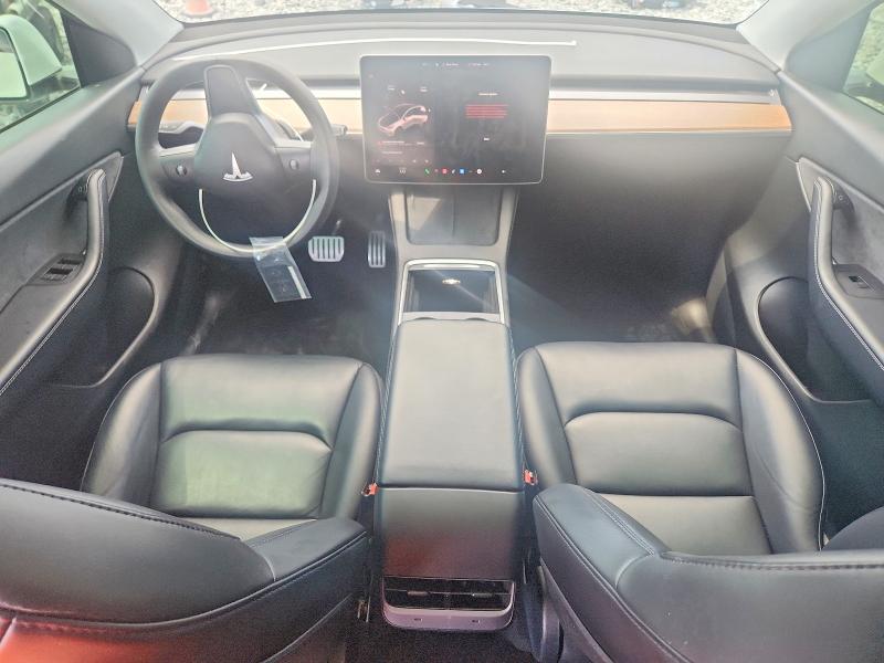 2022 Tesla Model Y მანქანა იყიდება აუქციონზე, vin: 7SAYGDEF2NF452501, აუქციონის ნომერი: 49664956