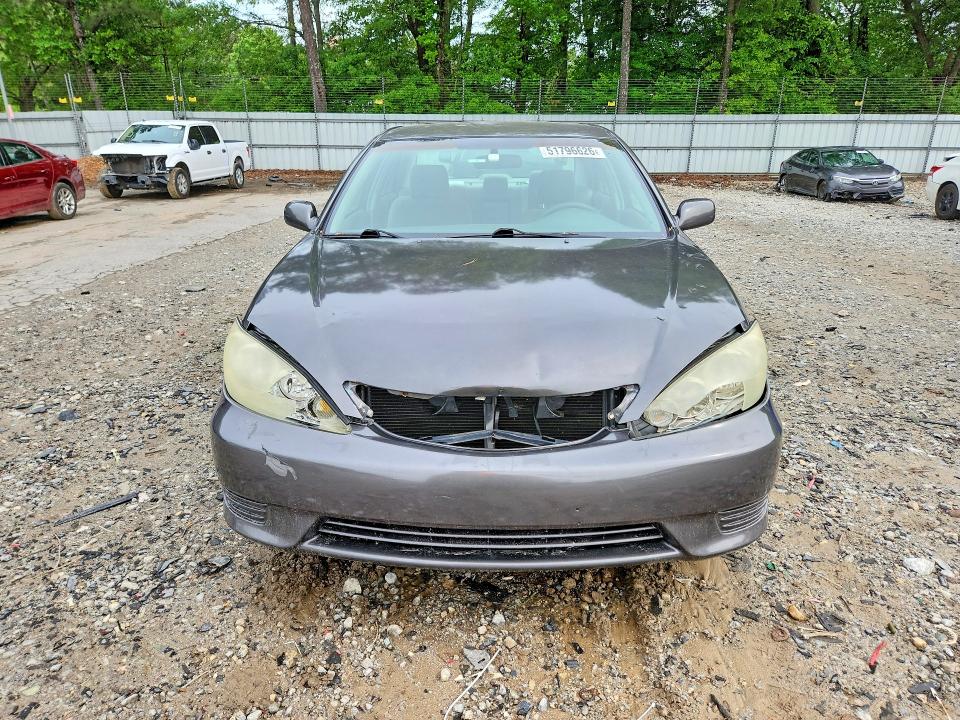 2005 Toyota Camry მანქანა იყიდება აუქციონზე, vin: 4T1BF32K45U603245, აუქციონის ნომერი: 51796626