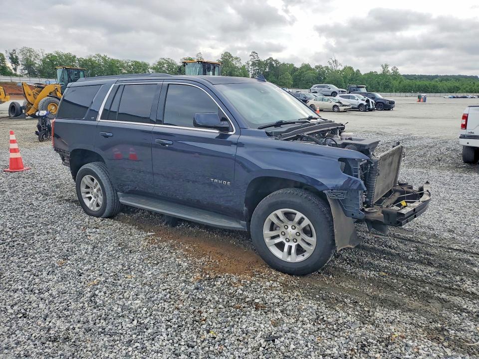 51083826 :رقم المزاد ، 1GNSKBKC0HR207394 vin ، 2017 Chevrolet Tahoe مزاد بيع