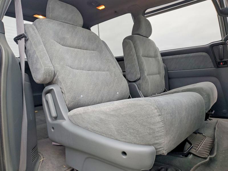 52142036 :رقم المزاد ، 2HKRL18611H559090 vin ، 2001 Honda Odyssey مزاد بيع