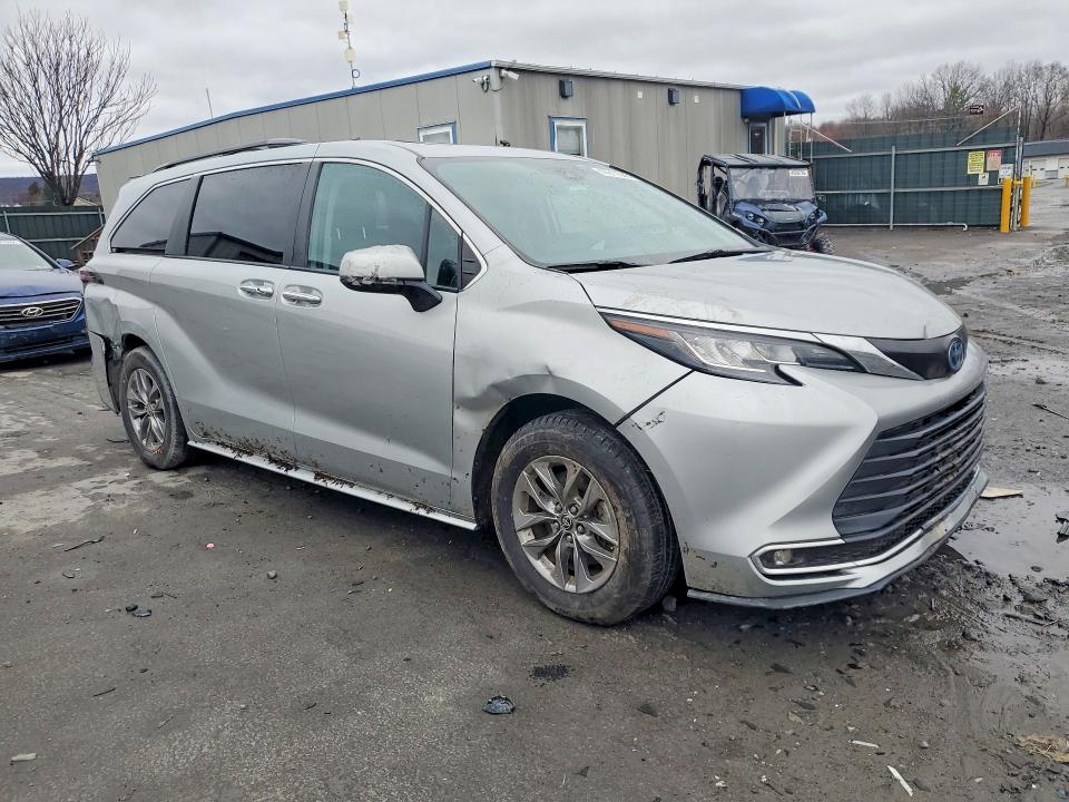 47617846 :رقم المزاد ، 5TDYRKEC2PS143286 vin ، 2023 Toyota Sienna مزاد بيع