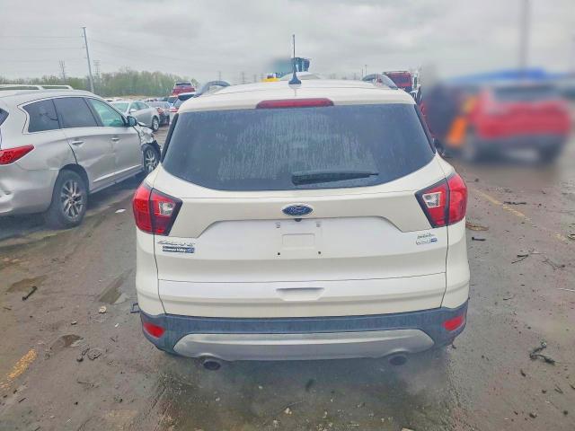 51756716 :رقم المزاد ، 1FMCU9HD1KUB98138 vin ، 2019 Ford Escape مزاد بيع