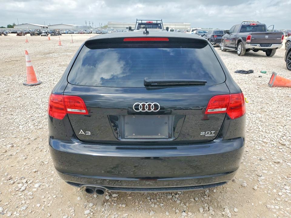 Продажа на аукционе авто 2011 Audi A3, vin: WAUMFAFM8BA136564, номер лота: 49400696