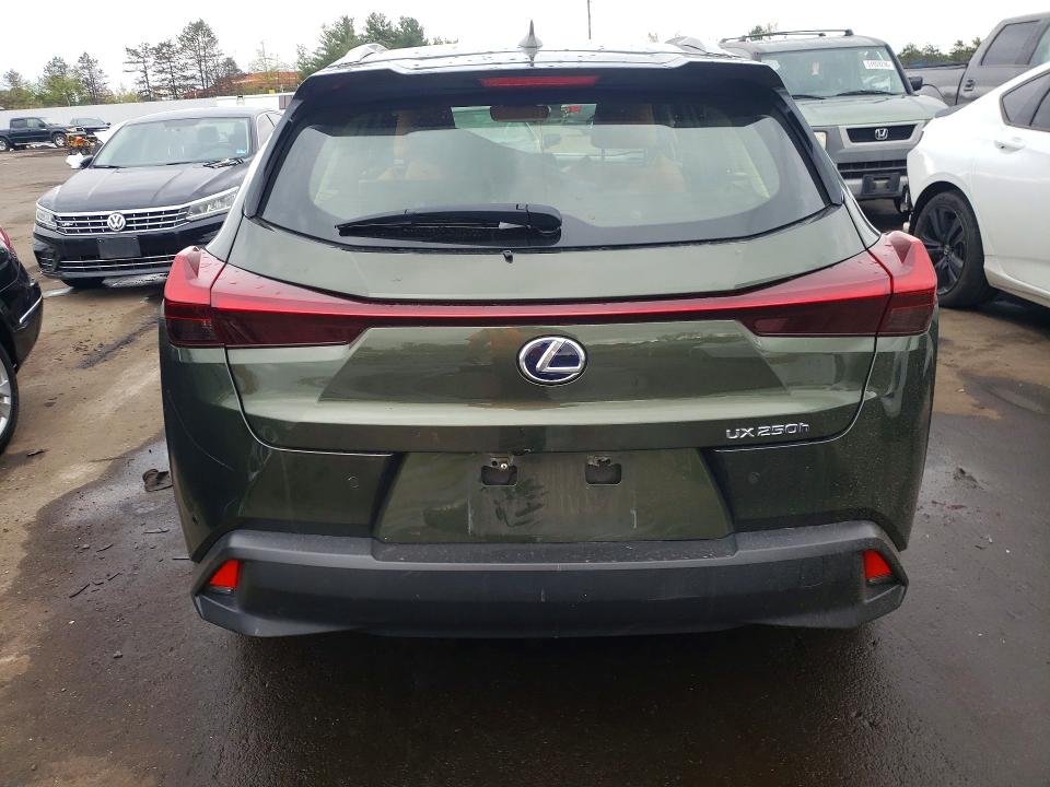 51765806 :رقم المزاد ، JTHP9JBH8M2041384 vin ، 2021 Lexus Ux مزاد بيع