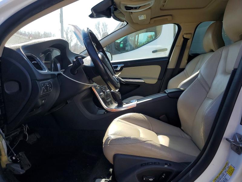 2015 Volvo V60 Cross Country მანქანა იყიდება აუქციონზე, vin: YV4612HK1F1000646, აუქციონის ნომერი: 49446676