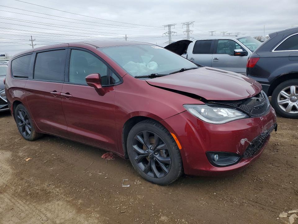 48136946 :رقم المزاد ، 2C4RC1FG8LR269740 vin ، 2020 Chrysler Pacifica مزاد بيع