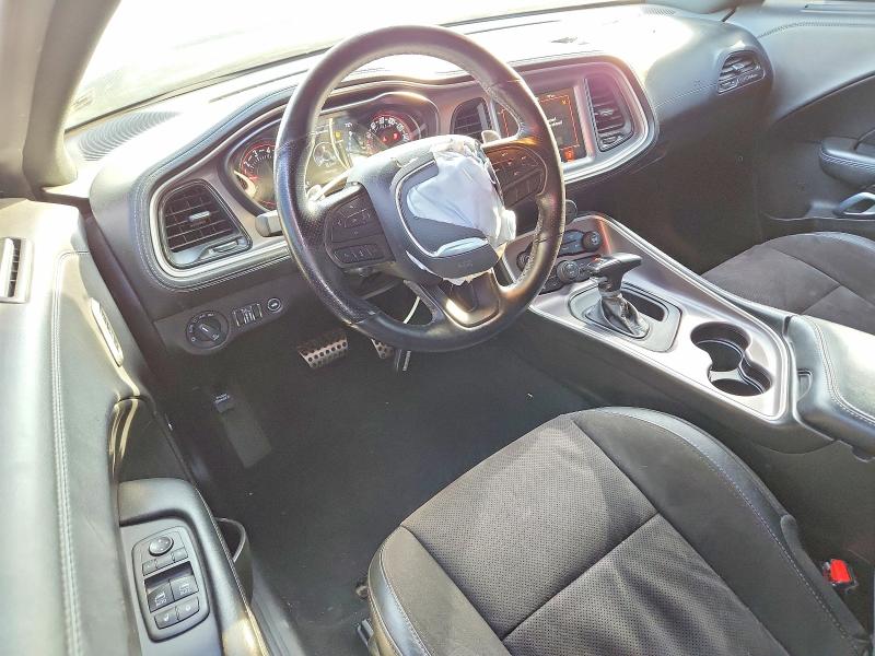 49576976 :رقم المزاد ، 2C3CDZKG1NH231058 vin ، 2022 Dodge Challenger مزاد بيع